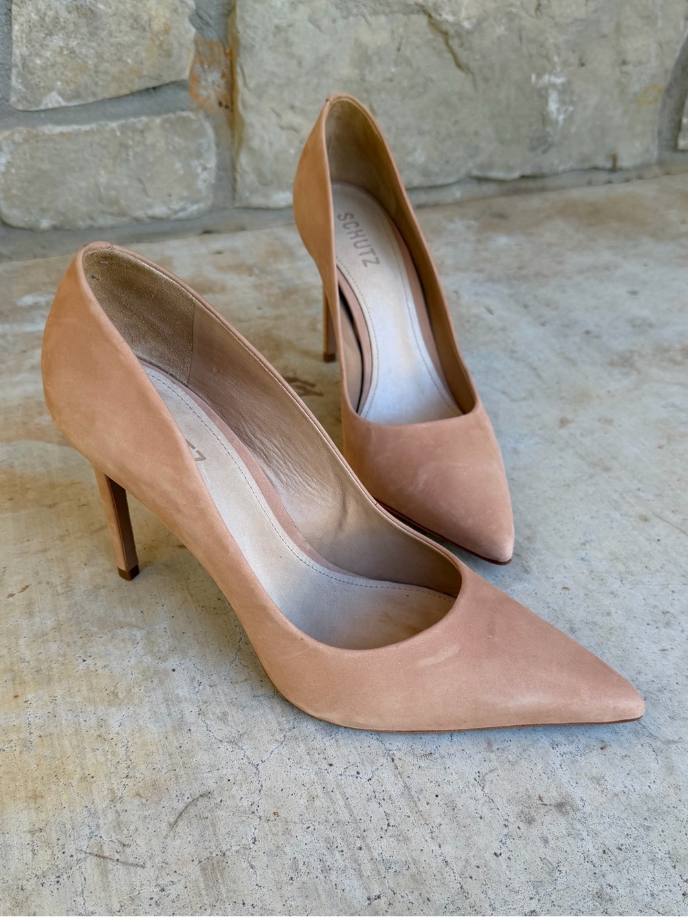 Schutz 9.5 Nude New Pumps